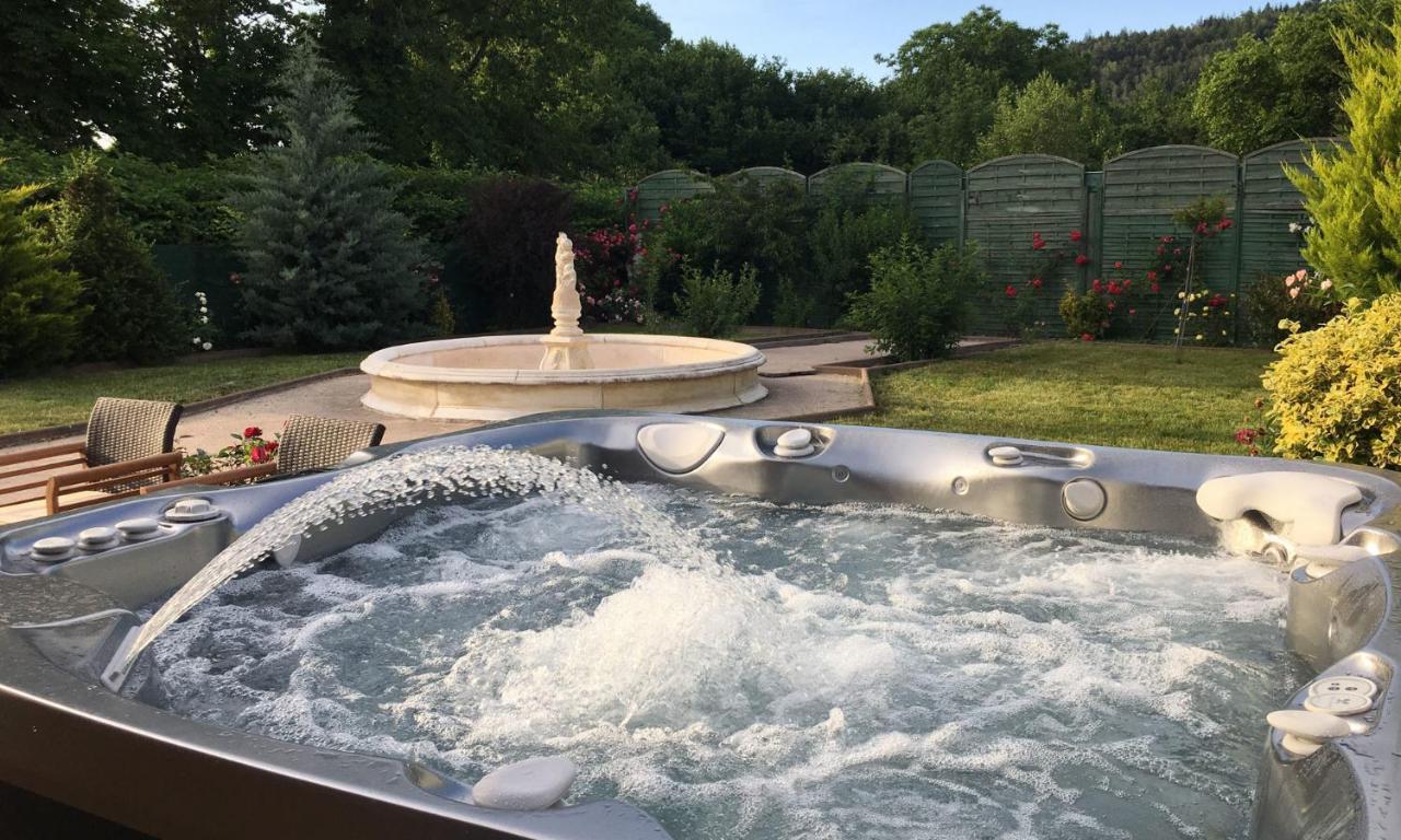 Gite Logis Des Fontaines Raon-lʼÉtape Exteriér fotografie